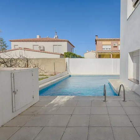 Amplio Y Luminoso Con Piscina Planta 0 N2 * Roses